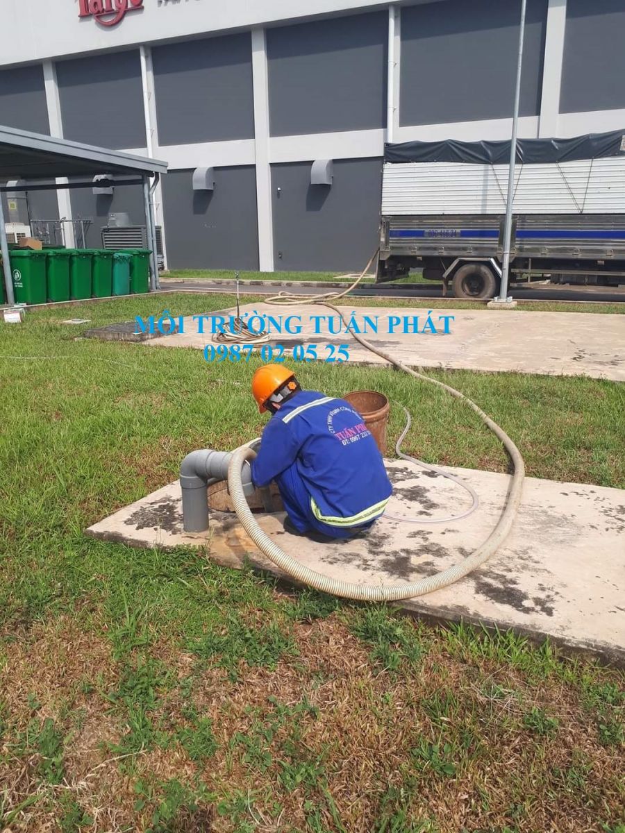 Hút hầm cầu Đồng Nai giá tốt Hút hầm cầu Đồng Nai giá tốt